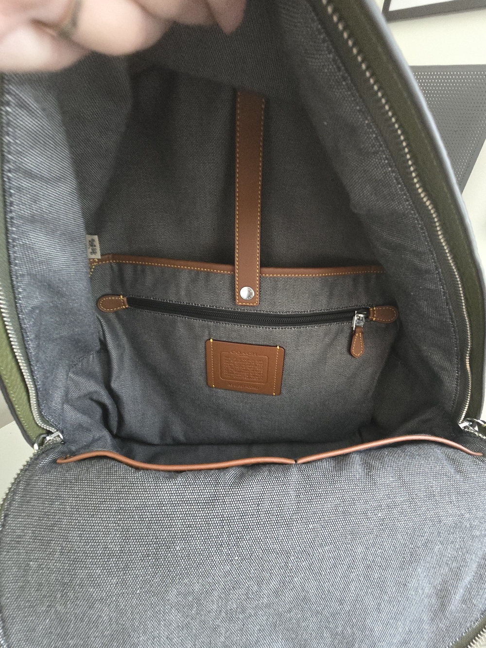 Authentic Coach Olive Ridgewood Backpack NWOT - Picture 6 of 10